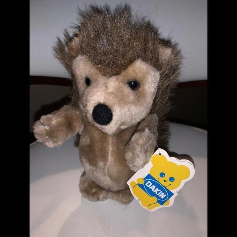 1982 DAKIN " HICKORY " the HEDGEHOG Plush Stuffed NWT